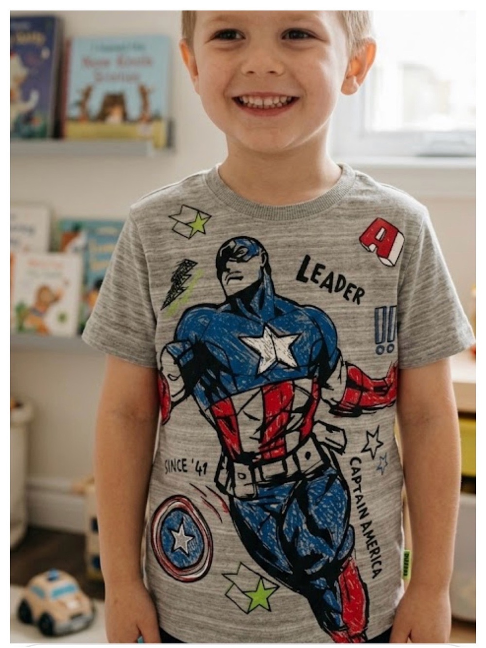 Captain America Graphic T-Shirt